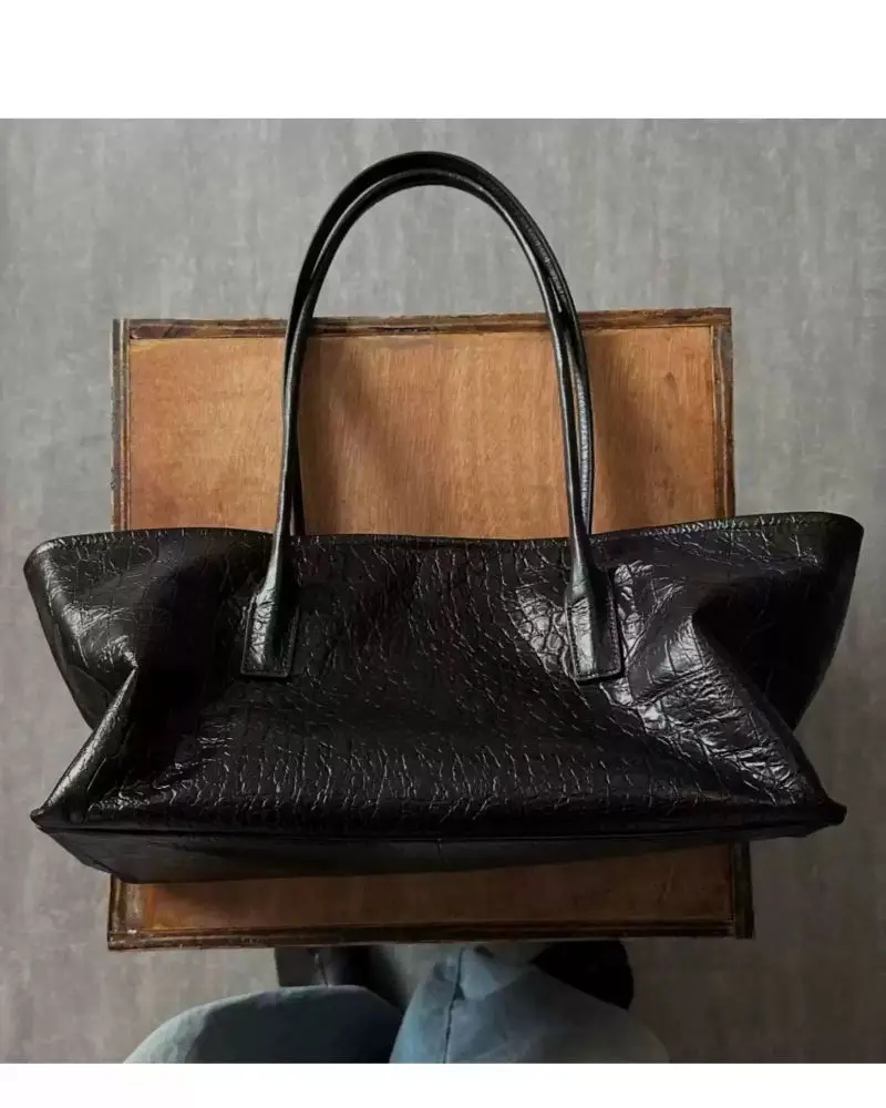 Retro Black Tote Bag Women Faux Crocodile Embossed Leather Large Capacity Shoulder Bag Ladies Fashion Commute Versatile Handbag