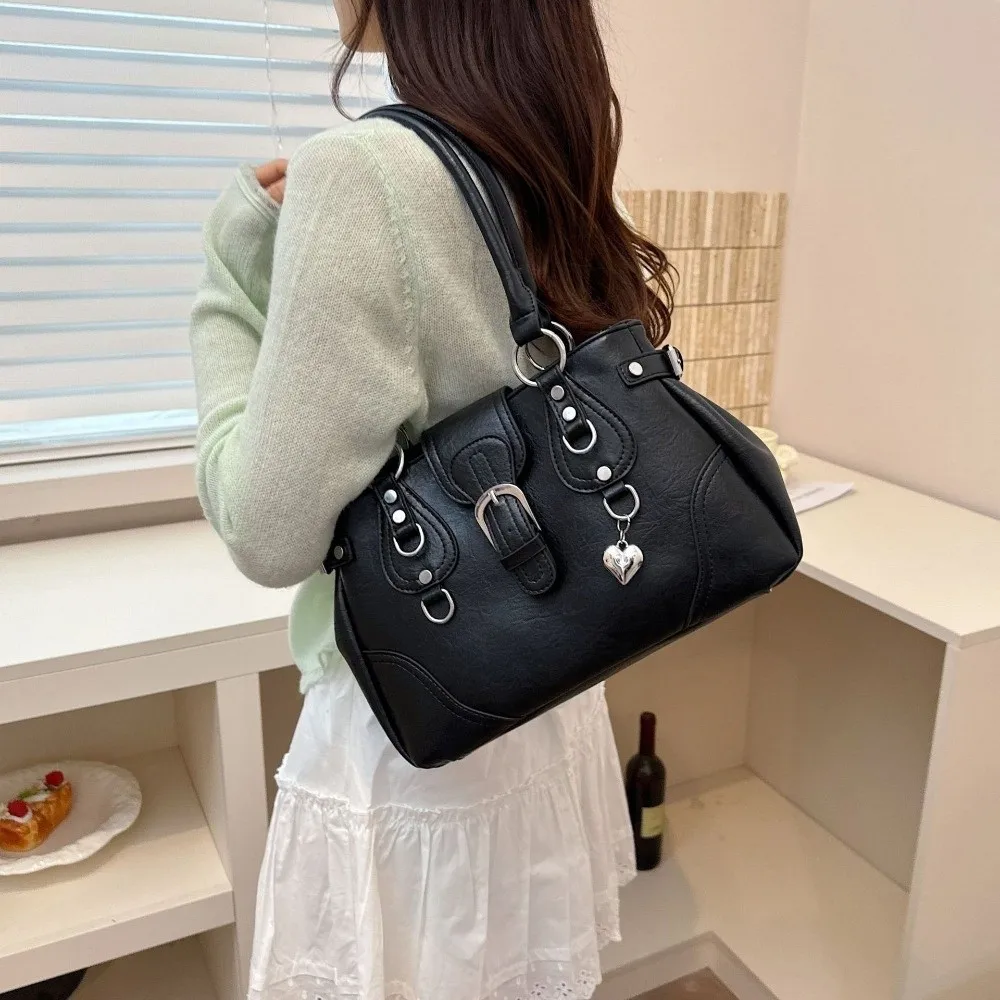 Y2K Aesthetic Women Underarm Bag Large Capacity Motorcycle Style Retro Shoulder Bag PU Leather Motorcycle Bag Women Daily Wear