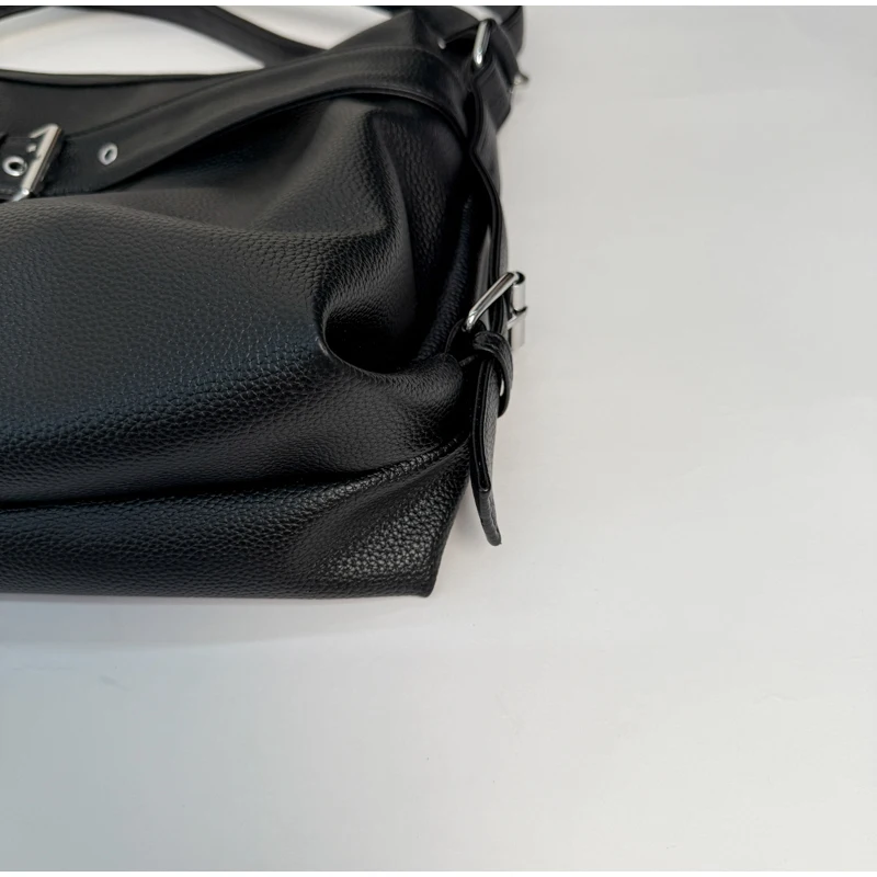 Large Capacity Soft Leather Tote Bag Fashion Belt Buckle Handbag New Shoulder Messenger Bag Retro Hot Girl Motorcycle Bag