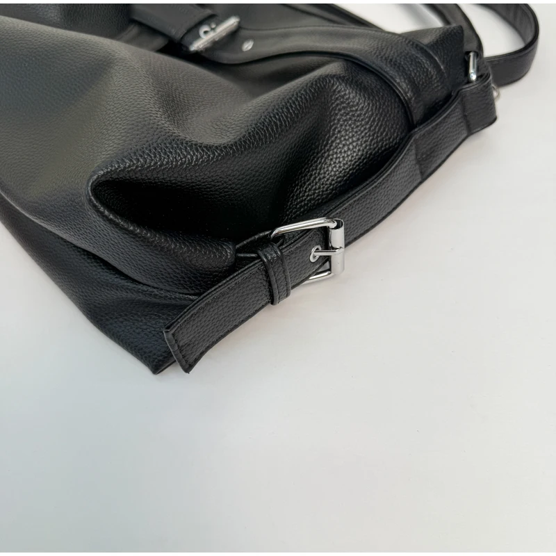 Large Capacity Soft Leather Tote Bag Fashion Belt Buckle Handbag New Shoulder Messenger Bag Retro Hot Girl Motorcycle Bag