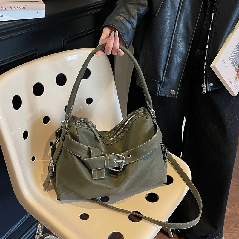 Large Capacity Soft Leather Tote Bag Fashion Belt Buckle Handbag New Shoulder Messenger Bag Retro Hot Girl Motorcycle Bag