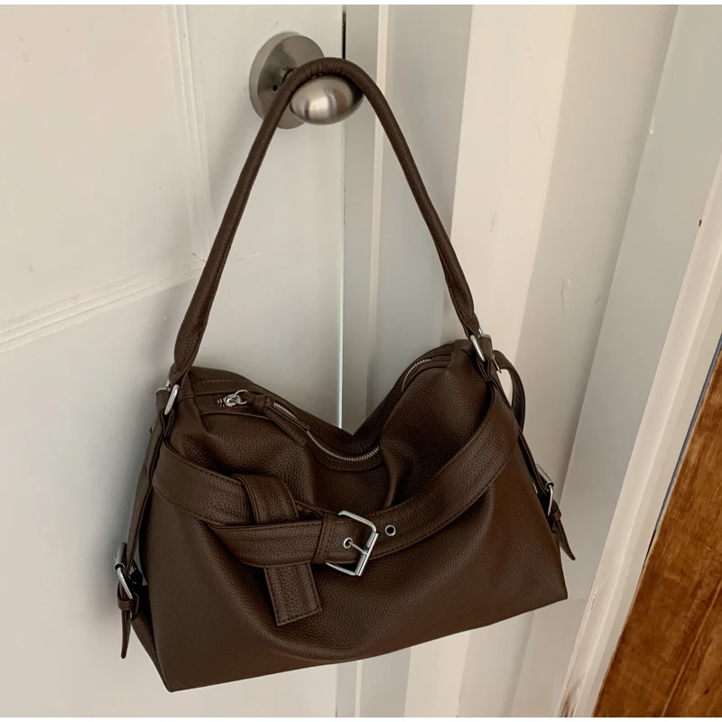 Large Capacity Soft Leather Tote Bag Fashion Belt Buckle Handbag New Shoulder Messenger Bag Retro Hot Girl Motorcycle Bag
