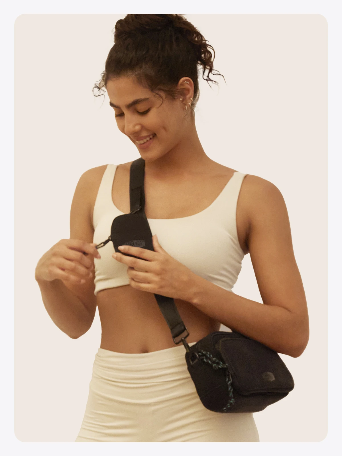 BAGSMART Women's Crossbody Bag Workout Casual Shoulder Bag Hands-free Wallets Belt Bag Large Capacity Men's Outdoor Fanny Packs