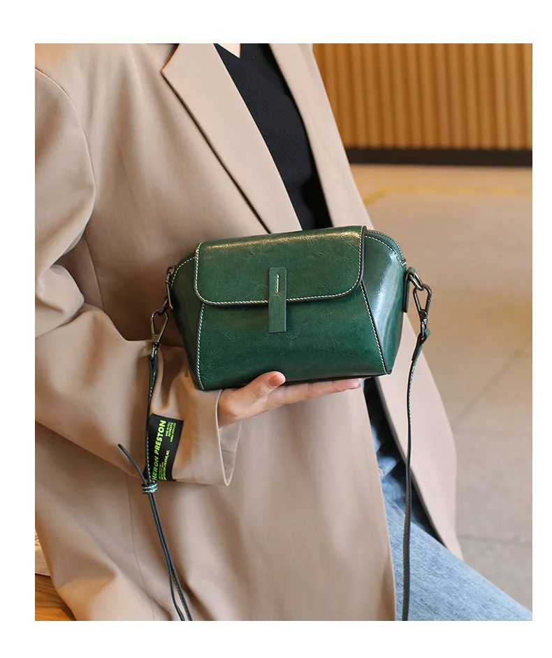 Women's Small Phone Bag Fashionable Oil Wax Cowhide Leather Handbag Versatile and Simple Shoulder Bag High Quality Crossbody Bag