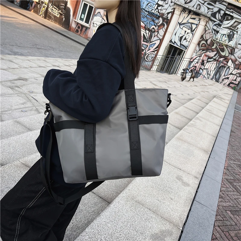 HOCODO Waterproof Women Travel Handbag Large Capacity Ladies Messenger Bag Solid Color Female Crossbody Nylon Shoulder Bag Women