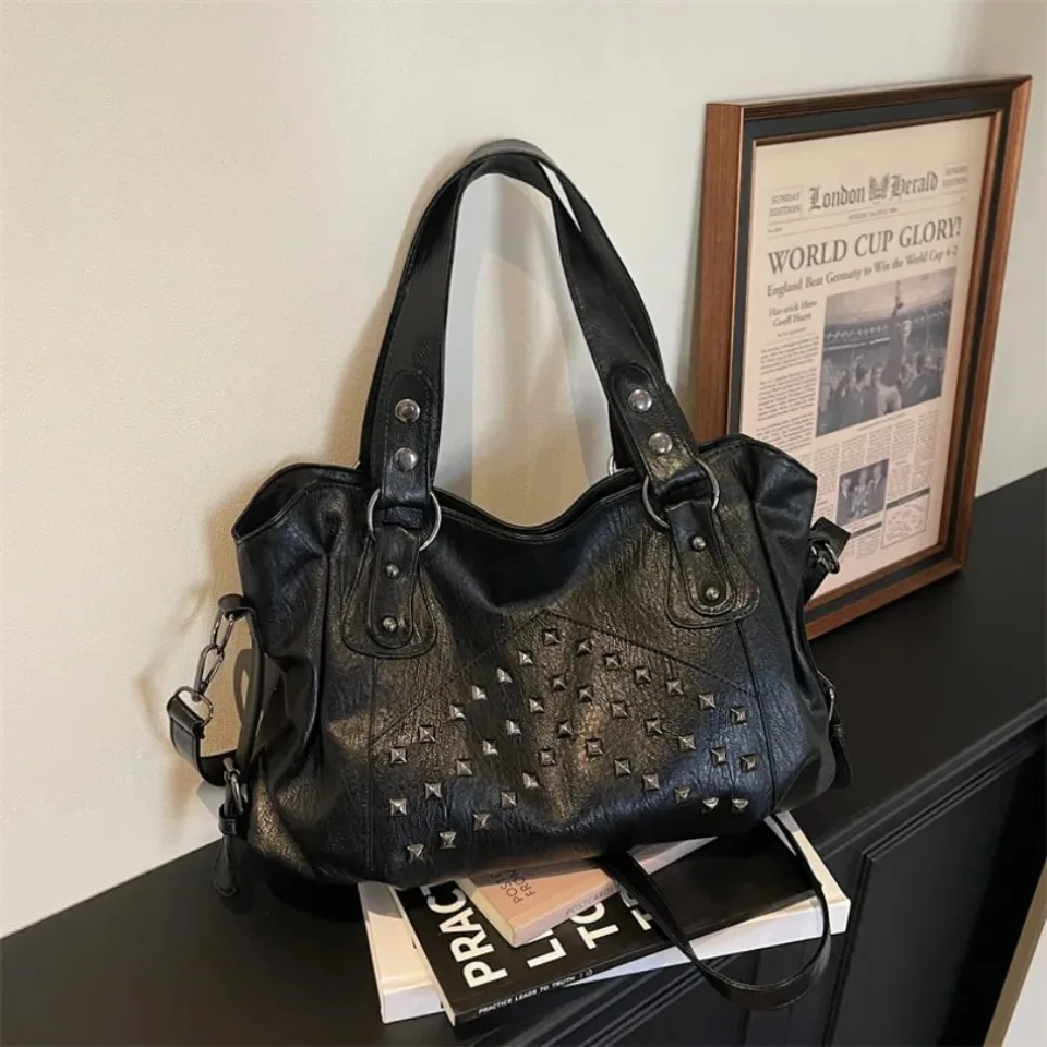 Rivet Punk Large Capacity Handbags Top Quality Sturdy Soft Leather Casual Tote Bag Shoulder Crossbody Bags Daily Commute Travel