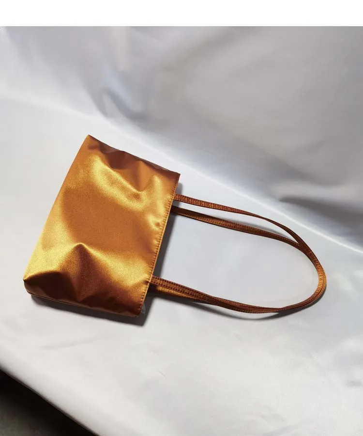 Luxury Shoulder Bags Silk Women's Handbag Square Underarm Bag Ins Famous Brand Commuter Bag Contrasting Color Macaron Totes