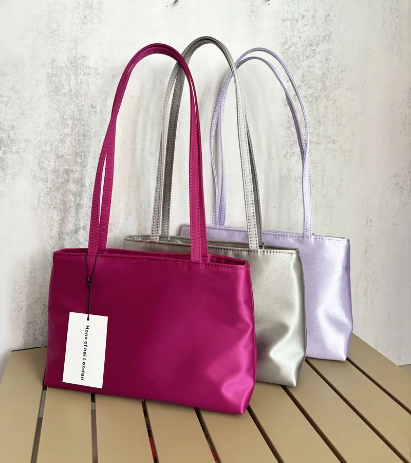Luxury Shoulder Bags Silk Women's Handbag Square Underarm Bag Ins Famous Brand Commuter Bag Contrasting Color Macaron Totes