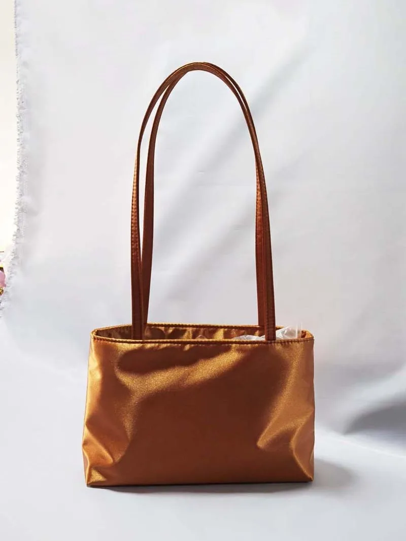 Luxury Shoulder Bags Silk Women's Handbag Square Underarm Bag Ins Famous Brand Commuter Bag Contrasting Color Macaron Totes