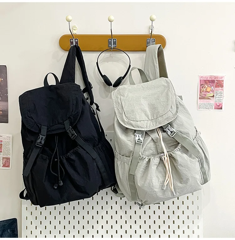 Fashionable Casual Drawstring Backpack for Women 2025 Fashion Large Capacity Lightweight Pleated Backpack for Outdoor Travel