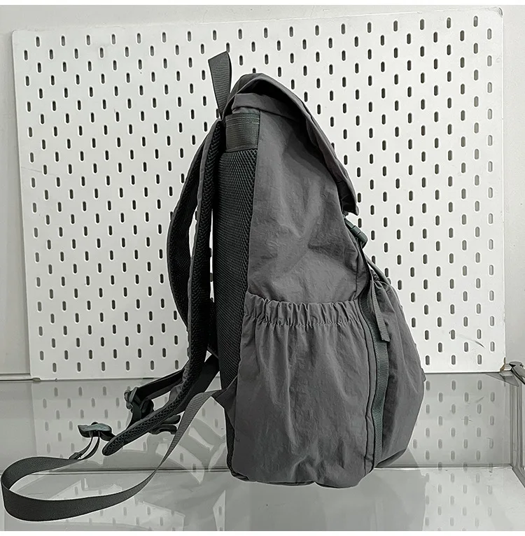 Fashionable Casual Drawstring Backpack for Women 2025 Fashion Large Capacity Lightweight Pleated Backpack for Outdoor Travel