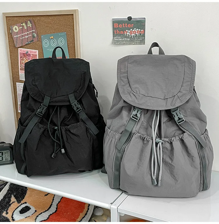 Fashionable Casual Drawstring Backpack for Women 2025 Fashion Large Capacity Lightweight Pleated Backpack for Outdoor Travel