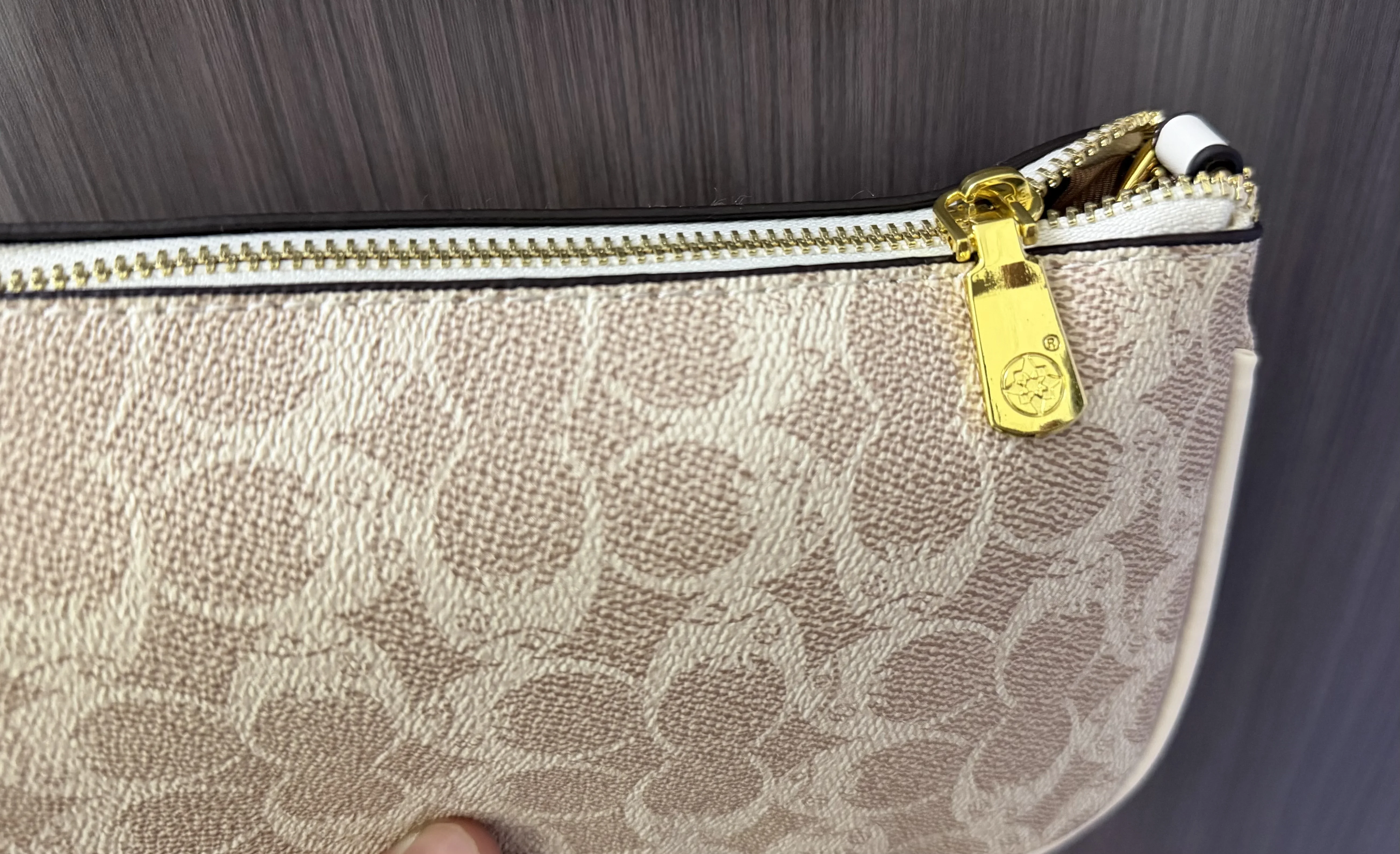 2026Vintage Elegant Women Underarm Crossbody Bag High Grade Leather Designer Shoulder Handbag For Ladies