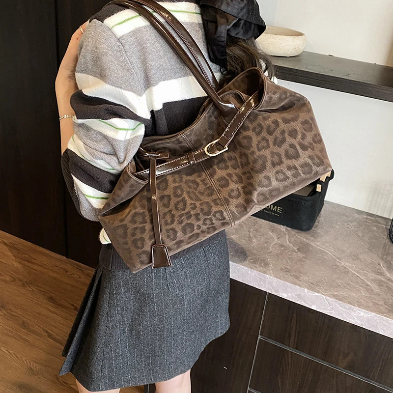 LEFTSIDE Leopard PU Leather Shoulder Bags for Women 2025 Luxury Designer Brand Trend Tote Bag Females Short Handle Handbags