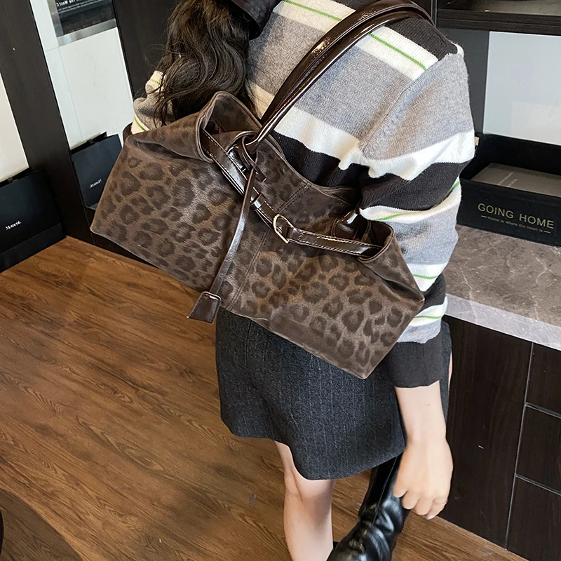 LEFTSIDE Leopard PU Leather Shoulder Bags for Women 2025 Luxury Designer Brand Trend Tote Bag Females Short Handle Handbags
