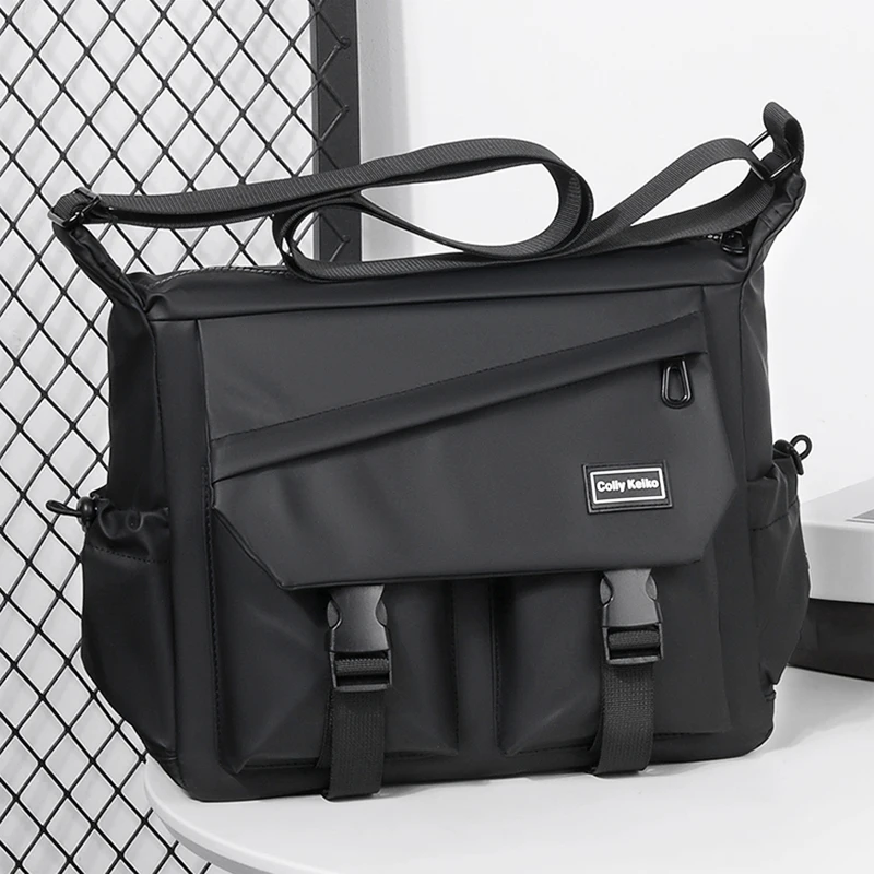 Fashionable Men's Shoulder Bag Multi Layer Mailman Bag Business Travel Crossbody Bag Suitable for Daily Commuting Business