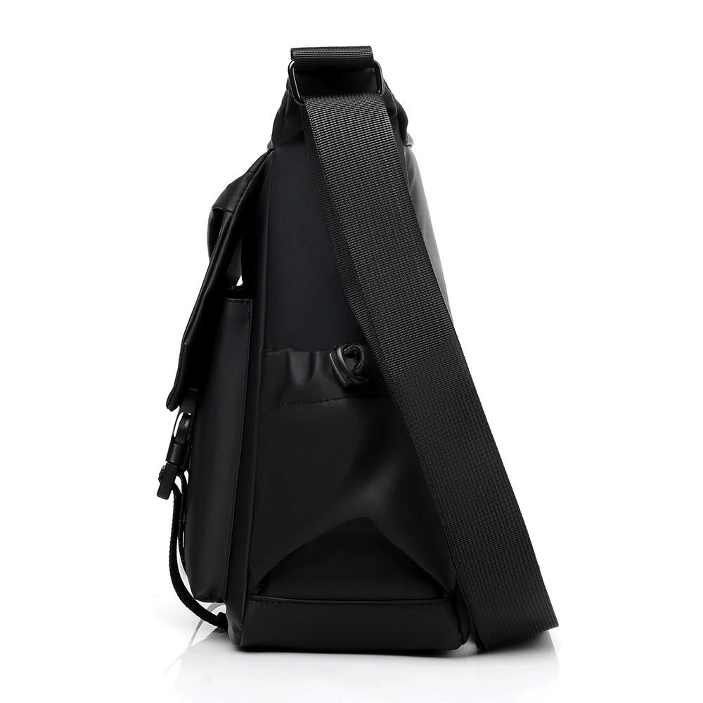 Fashionable Men's Shoulder Bag Multi Layer Mailman Bag Business Travel Crossbody Bag Suitable for Daily Commuting Business