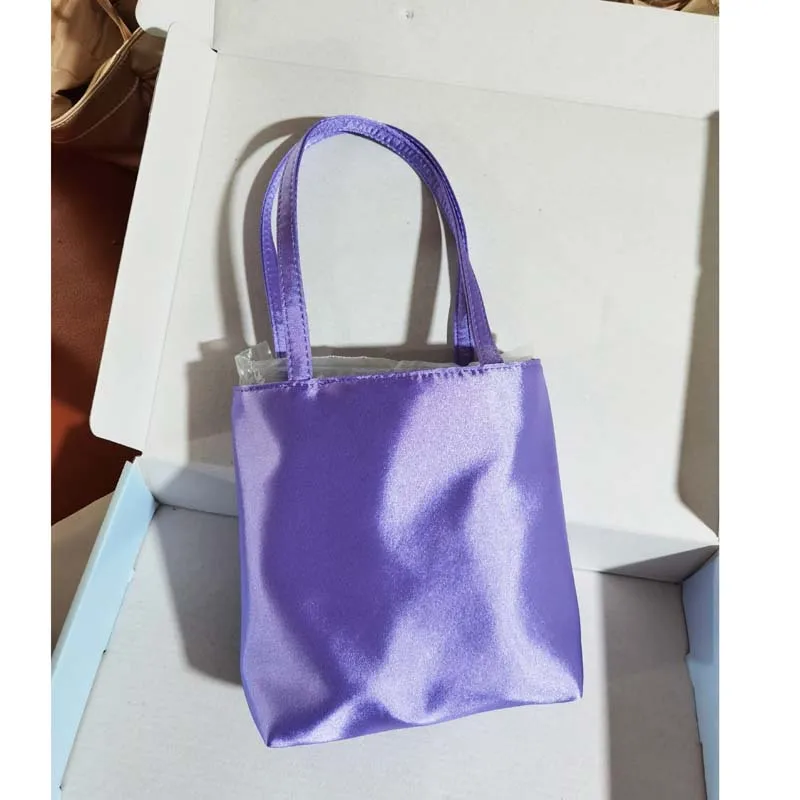 Ins Famous Fashion Silk Satin Handbag Mobile Phone Purse Women's Small Square Tote Bag Lluxury Color Underarm Bag for Party