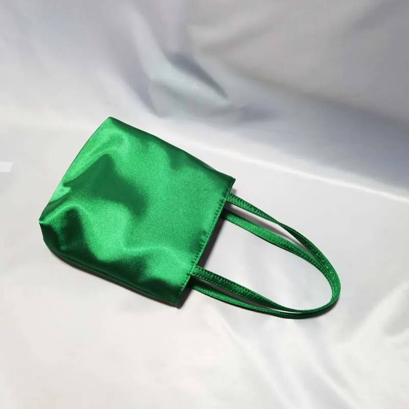 Ins Famous Fashion Silk Satin Handbag Mobile Phone Purse Women's Small Square Tote Bag Lluxury Color Underarm Bag for Party