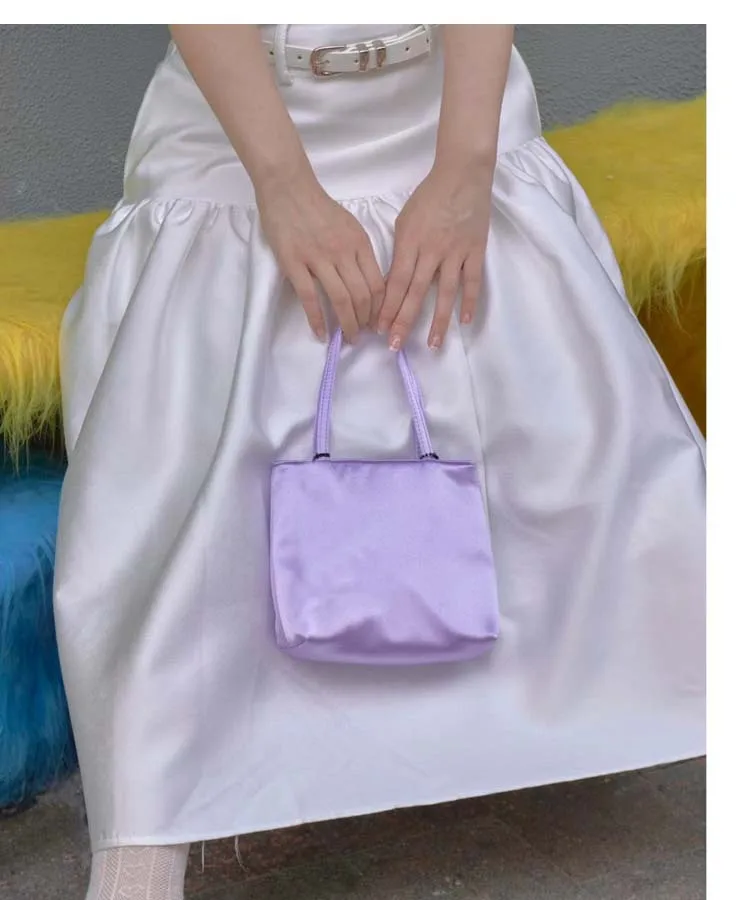 Ins Famous Fashion Silk Satin Handbag Mobile Phone Purse Women's Small Square Tote Bag Lluxury Color Underarm Bag for Party
