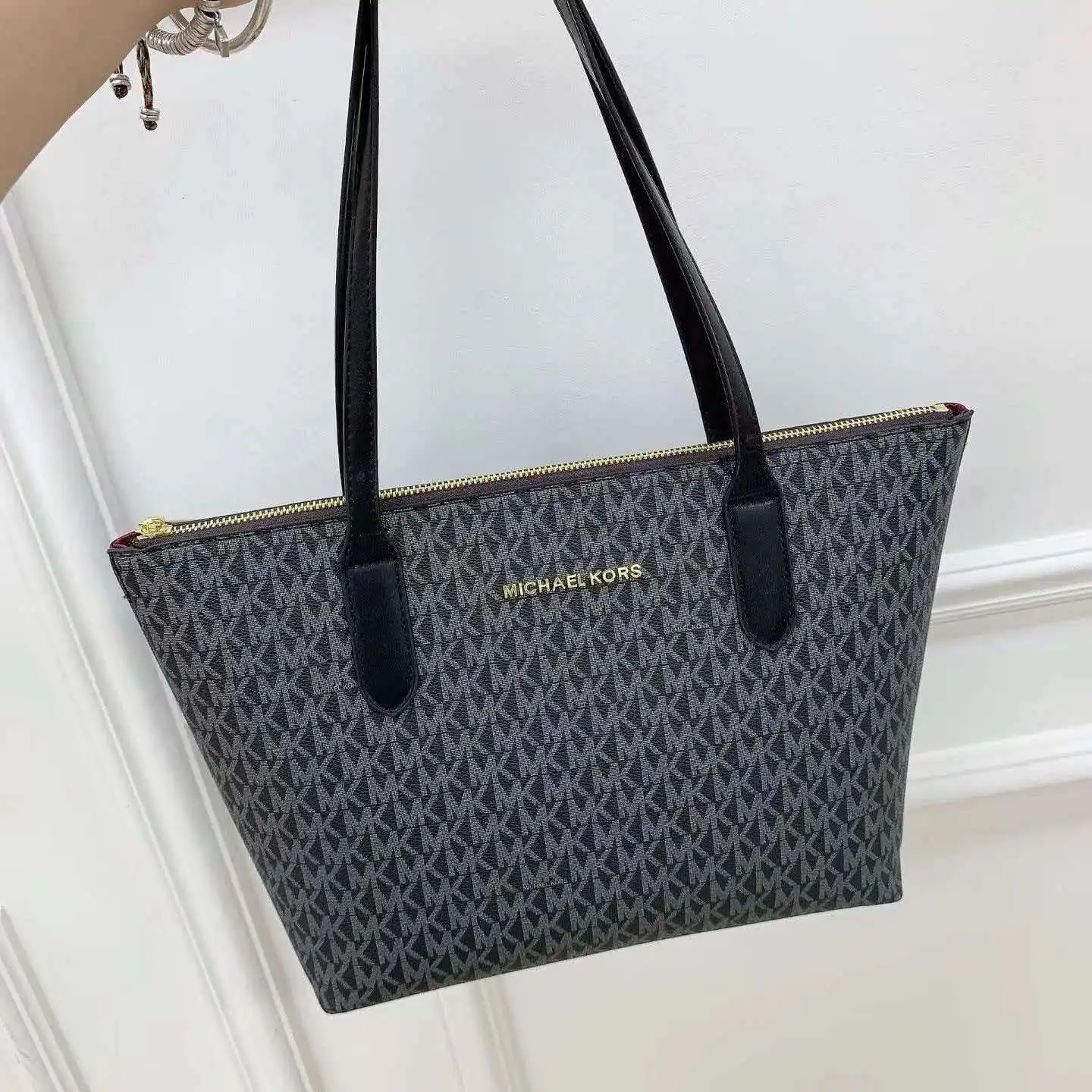 Michael Kors Vincent Printed Women's Elegant Crossbody Bag Luxury Brand Handbag Women's Classic Embroidered Pattern Canvas Handb