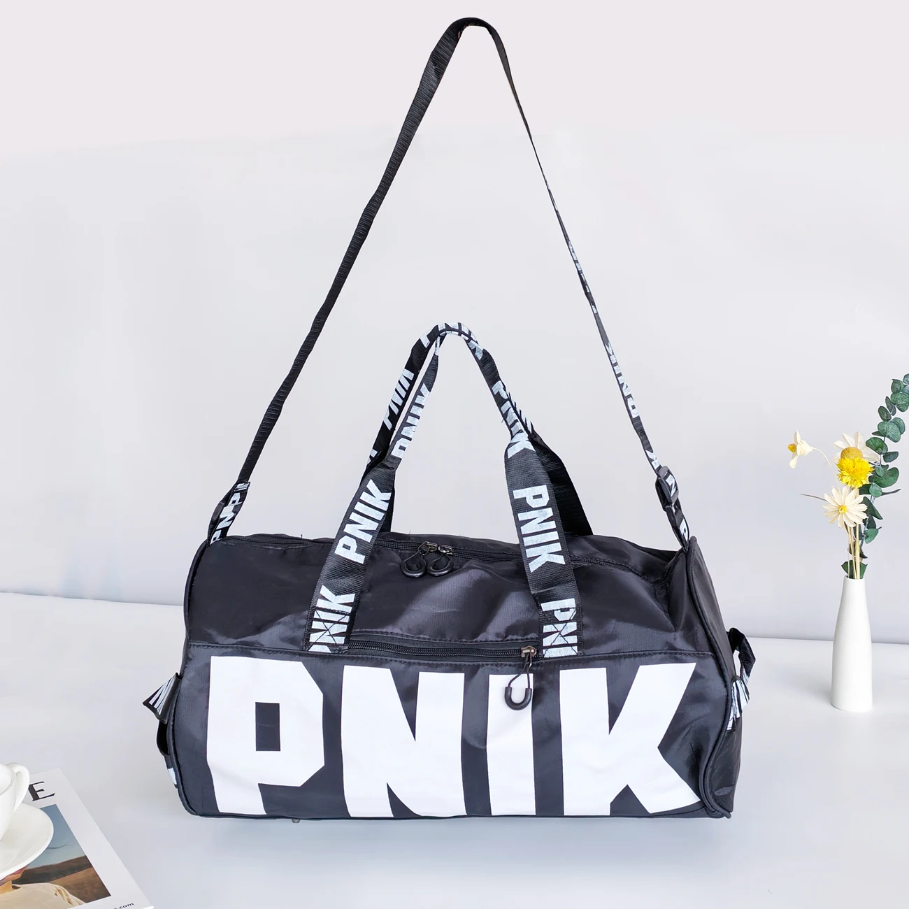 New Travel Bag, Sports Bag, Men's and Women's Fitness Bag, Printed Portable Shoulder Bag, Crossbody Bag, Large Capacity Storage