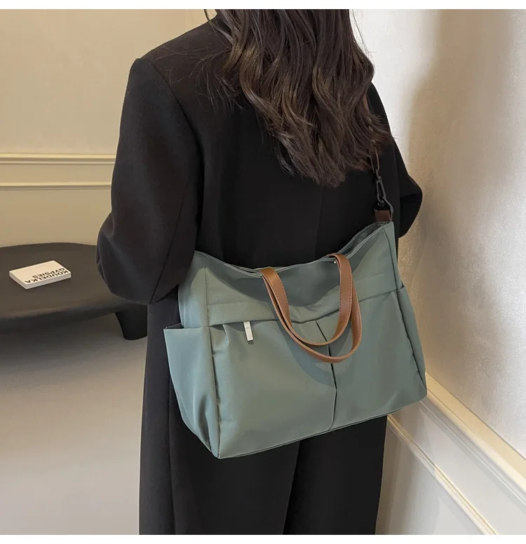 Stylish Women's Nylon Tote Bag Large Capacity Multiple Pockets Lightweight Casual Shoulder Bag for Daily Commute Shopping