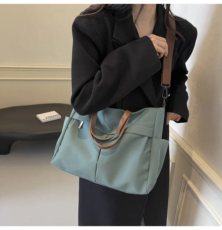 Stylish Women's Nylon Tote Bag Large Capacity Multiple Pockets Lightweight Casual Shoulder Bag for Daily Commute Shopping