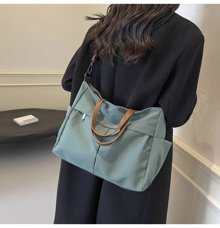 Stylish Women's Nylon Tote Bag Large Capacity Multiple Pockets Lightweight Casual Shoulder Bag for Daily Commute Shopping