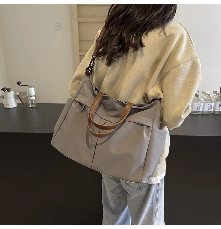 Stylish Women's Nylon Tote Bag Large Capacity Multiple Pockets Lightweight Casual Shoulder Bag for Daily Commute Shopping