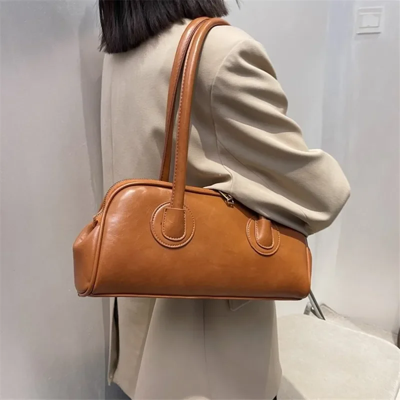 Classic Leather Handbag, Retro Simple Underarm Bag, Elegant Stylish Tote Bag for Women Everyday Casual Versatile Shoulder Bag