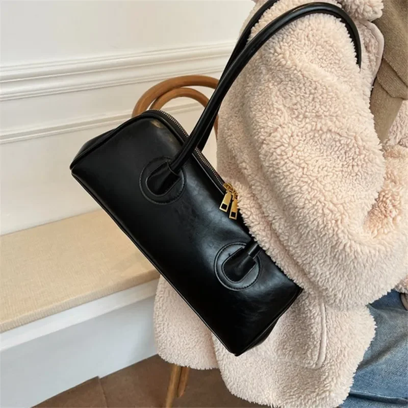 Classic Leather Handbag, Retro Simple Underarm Bag, Elegant Stylish Tote Bag for Women Everyday Casual Versatile Shoulder Bag