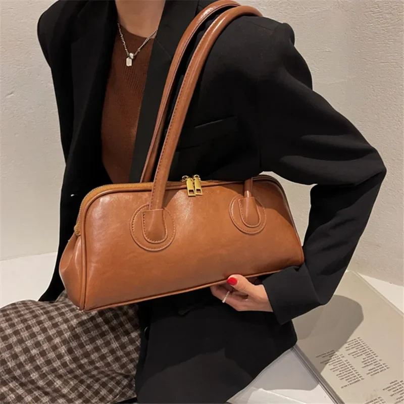 Classic Leather Handbag, Retro Simple Underarm Bag, Elegant Stylish Tote Bag for Women Everyday Casual Versatile Shoulder Bag