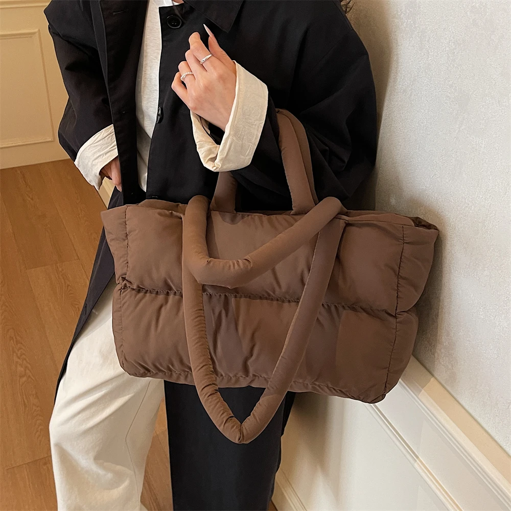 2025 Winter Latest Trend Women Shoulder Tote Bags Space Cotton Padded Large Capacity Shopper Totes Quality Commute Handbags Lady