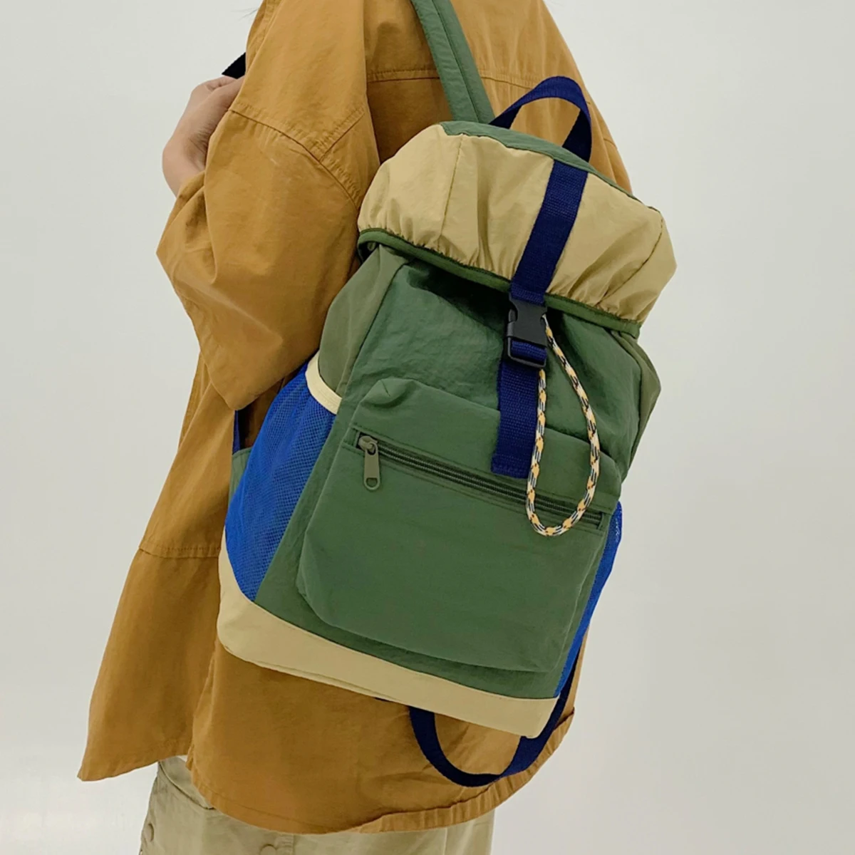 Outdoor Sports Backpack for Women, New Cycling Bag, Travel Backpack, Spring Outing Lightweight Multi-Functional Mountaineering Bag, Climbing Bag, Large Capacity Hiking Backpack