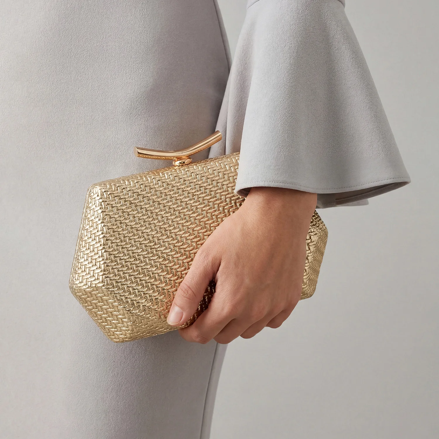 Light Luxury Woven Diamond Pattern Women's Evening Bag Simple Pure Colors Messenger Bag Suitable for Wedding and Party Occasions