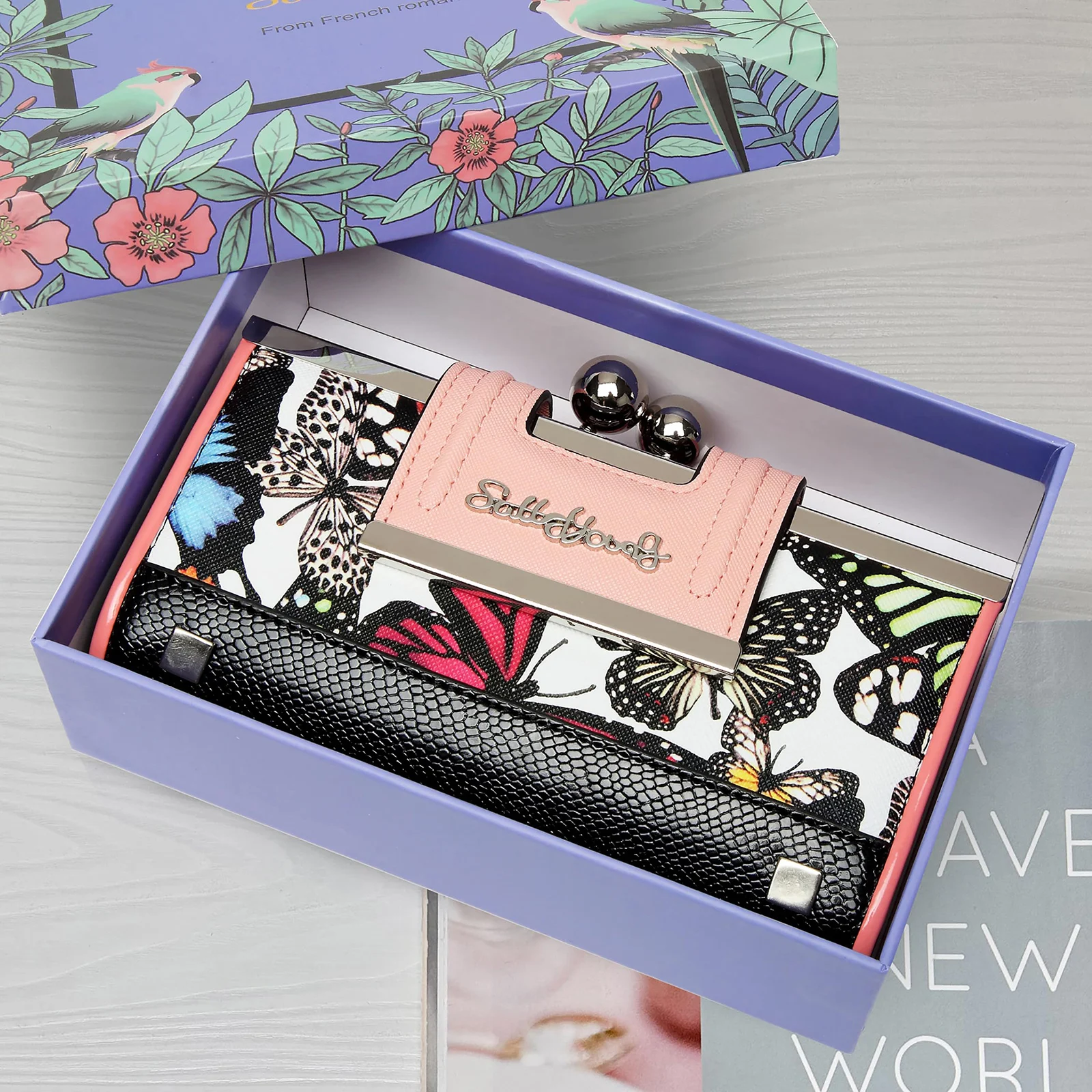 Chic Women’s Long Wallet with Vivid butterfly Floral Print, Durable PU Leather, Gold Kiss-Lock, Multiple Card Slots, Bill Sectio