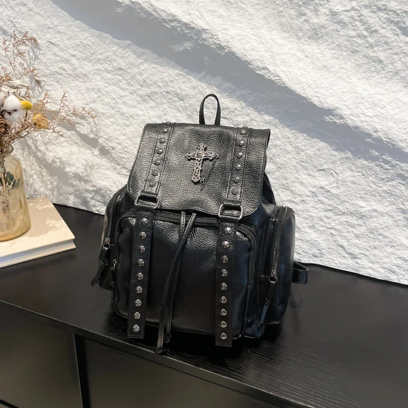 Rivet Y2K Backpack Women Gothic Punk PU Leather Shoulder Bag Ladies Vintage Harajuku Backpacks College Large Capacity School Bag