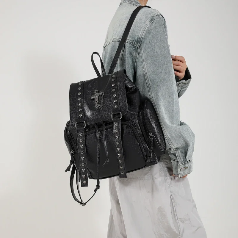 Rivet Y2K Backpack Women Gothic Punk PU Leather Shoulder Bag Ladies Vintage Harajuku Backpacks College Large Capacity School Bag