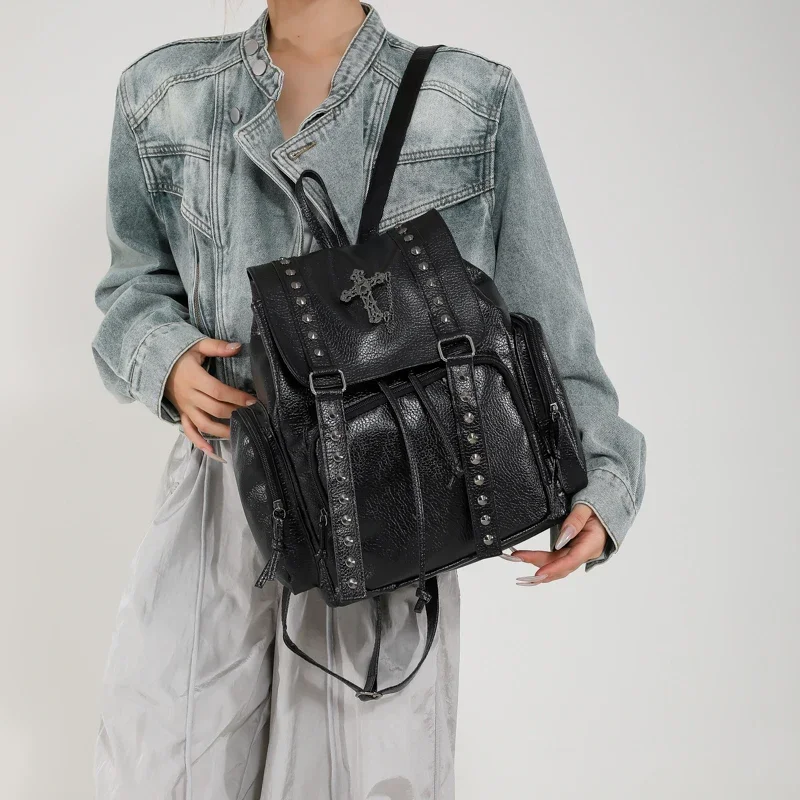 Rivet Y2K Backpack Women Gothic Punk PU Leather Shoulder Bag Ladies Vintage Harajuku Backpacks College Large Capacity School Bag