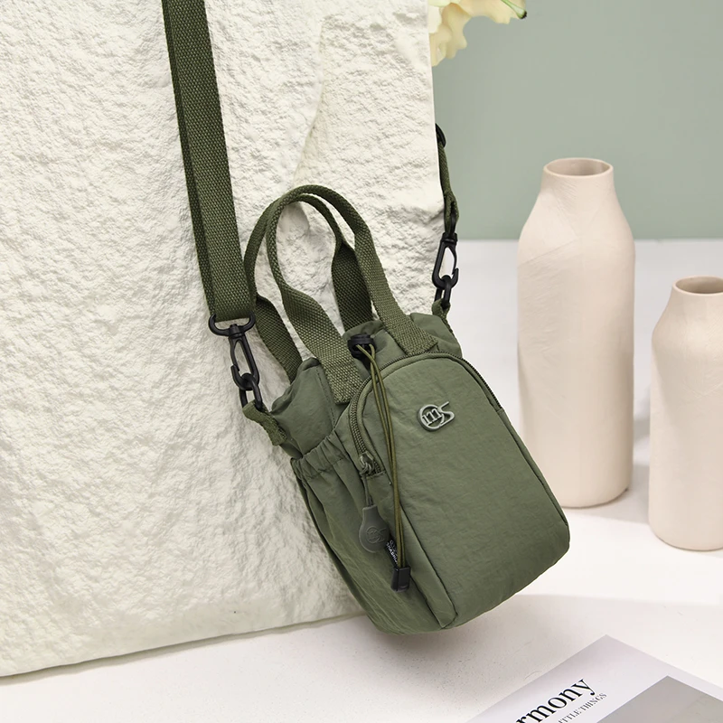 Unisex School Water Bottle Bag Water-resistant Sling Purses Running Sports Outdoor Portable Phone Bag