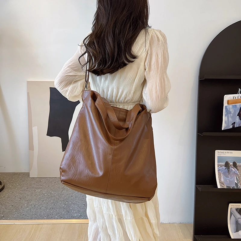 LEFTSIDE Fashion Big Leather Tote Bag for Women 2025 Tend Females Simple Large High Capacity Retro Shoulder Side Bag Handbags