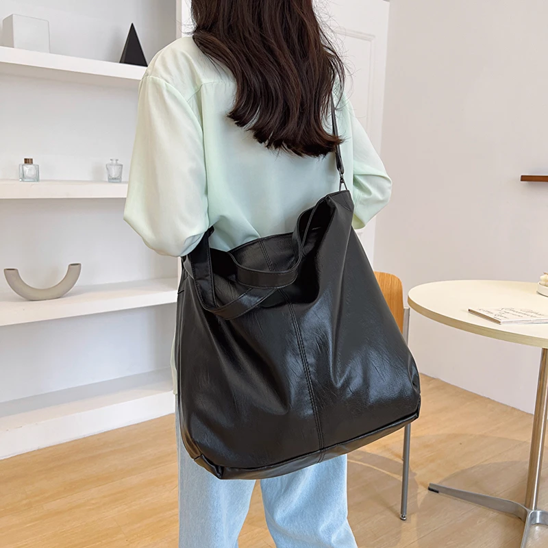 LEFTSIDE Fashion Big Leather Tote Bag for Women 2025 Tend Females Simple Large High Capacity Retro Shoulder Side Bag Handbags