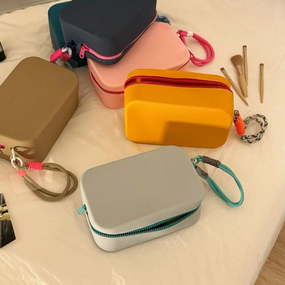 Zipper Pouch Silicone Storage Bag ID Credit Card Holder Lipstick Bags Silicone Makeup Holder Waterproof Large Capacity