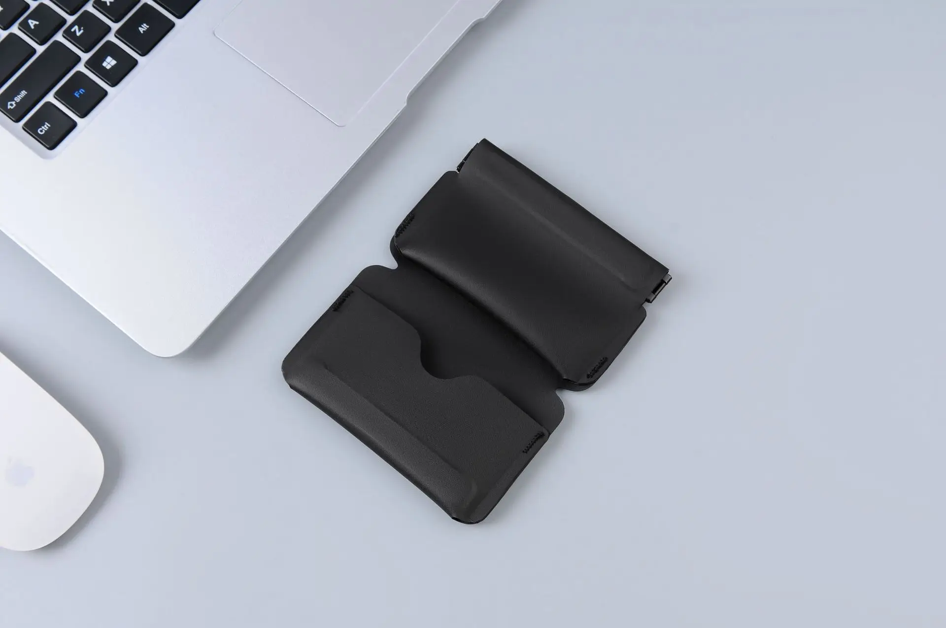 Portable Ultra-light ID Business Card Holder Mini Folding Wallet Multiofunctional Magnetic Buckel Coin Purse EDC Pouch