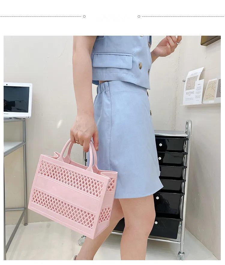 2025 New Large Beach Bag PVC Rubber Waterproof Beach Travel Picnic Storage Basket Women Shopping Handbags Sac Jelly Tote Bag Ins