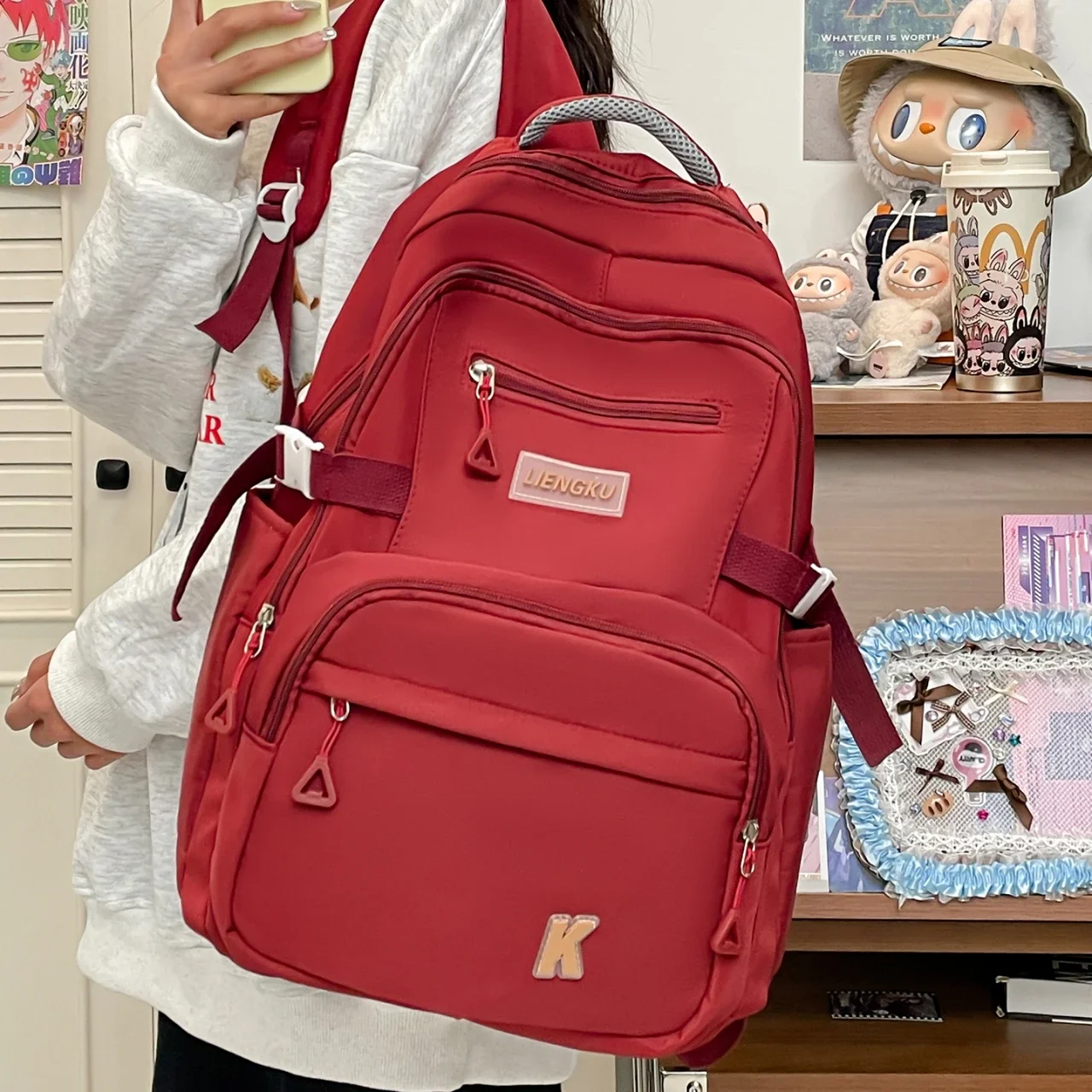 Simple and Stylish College Student Backpack Nylon Lightweight Large Capacity Computer Backpack School Commuting Travel Bag
