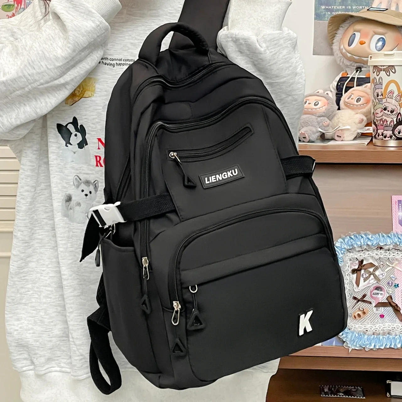 Simple and Stylish College Student Backpack Nylon Lightweight Large Capacity Computer Backpack School Commuting Travel Bag
