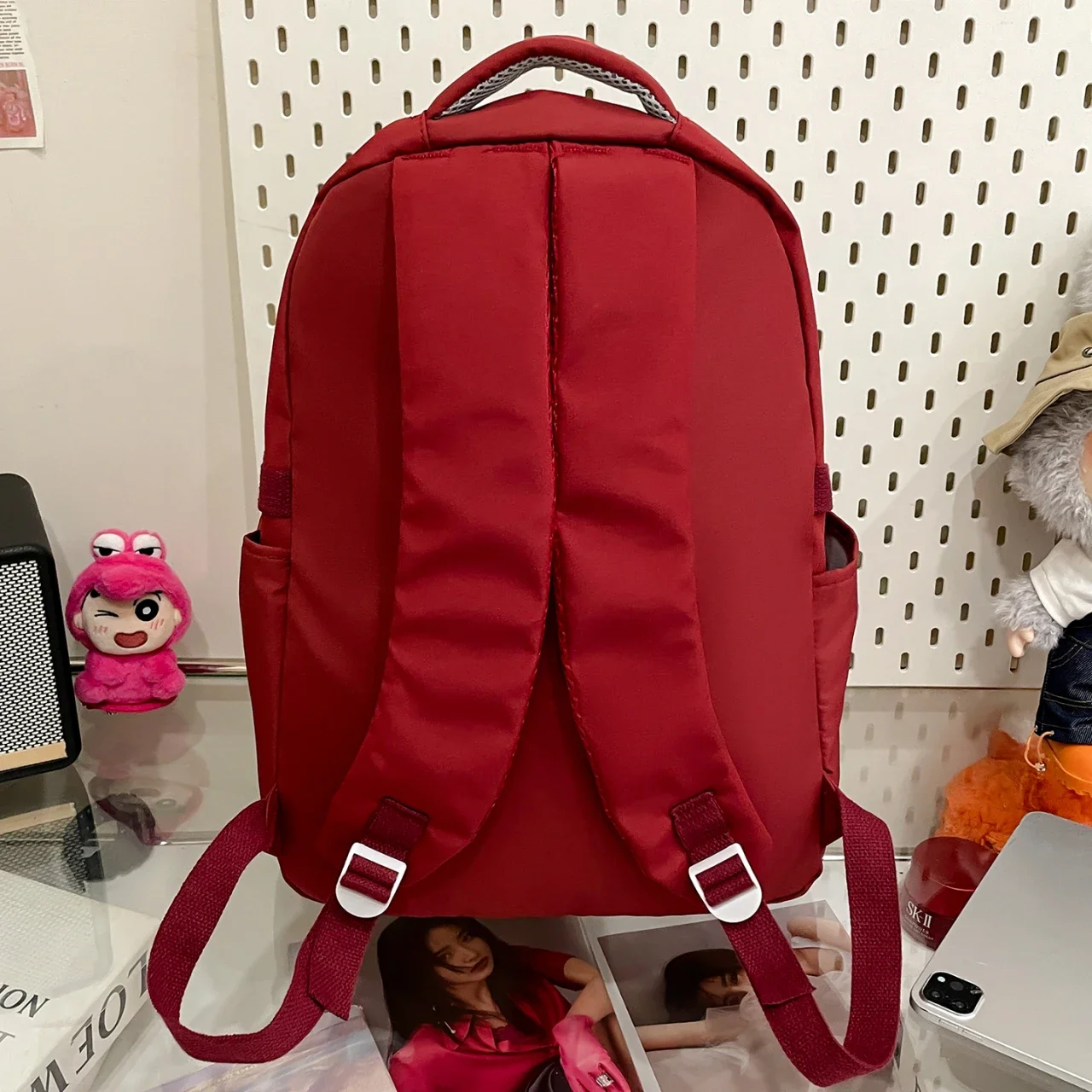 Simple and Stylish College Student Backpack Nylon Lightweight Large Capacity Computer Backpack School Commuting Travel Bag