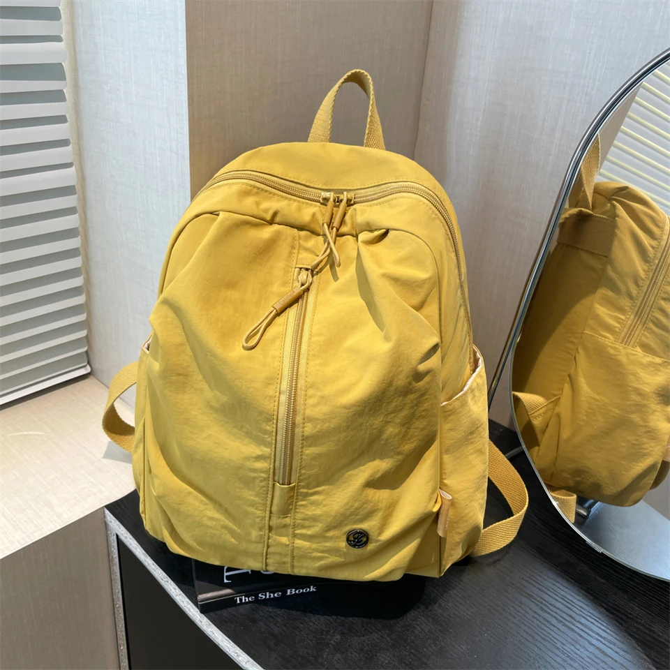 Fashion Backpacks Designer Waterproof Nylon Daypack Women Lightweight School Back Pack Ladies Large Capacity Travel Rucksack
